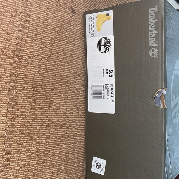 NWT!! Timberland boots - Picture 7 of 7